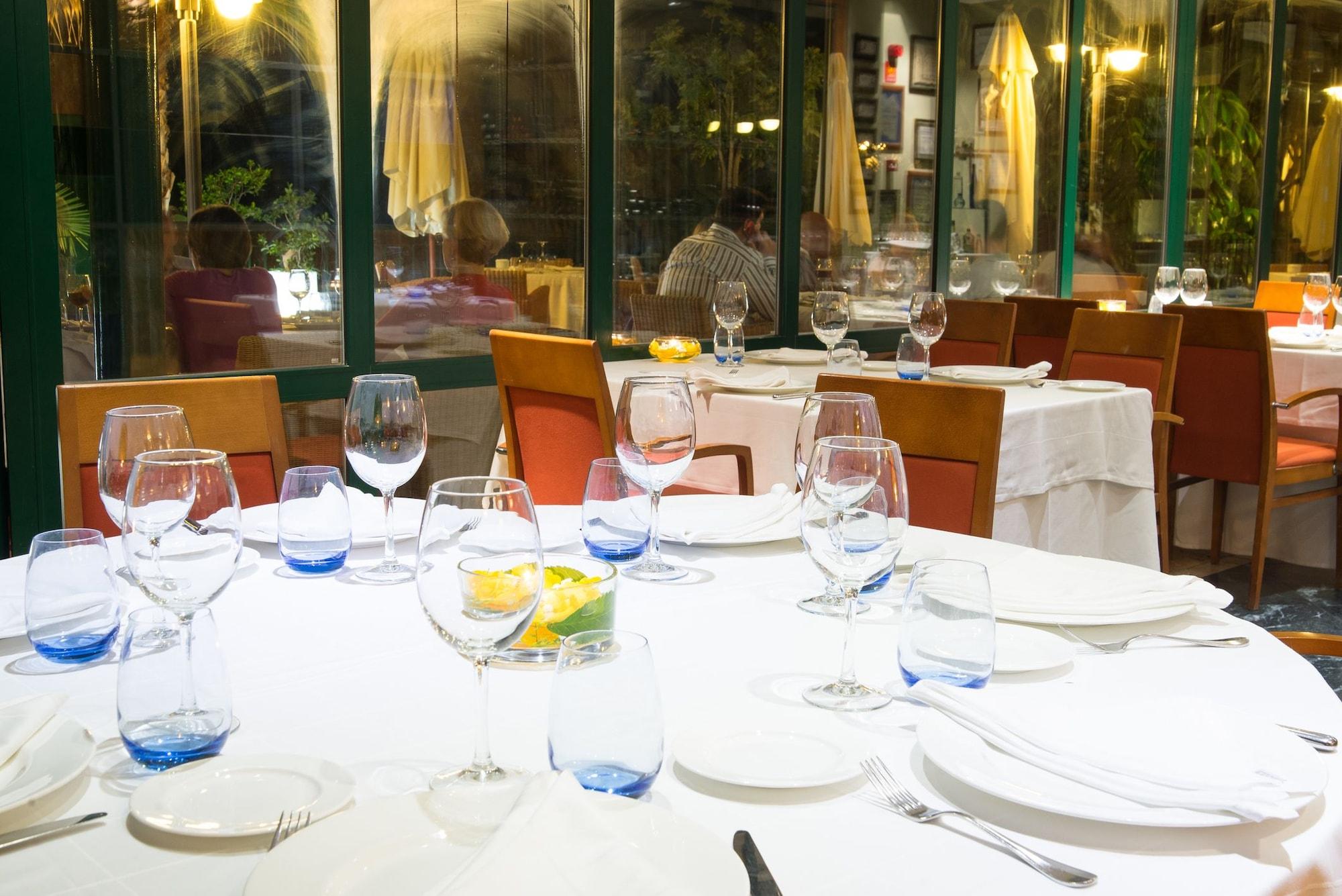 Hotel Mr Les Rotes Денія Екстер'єр фото