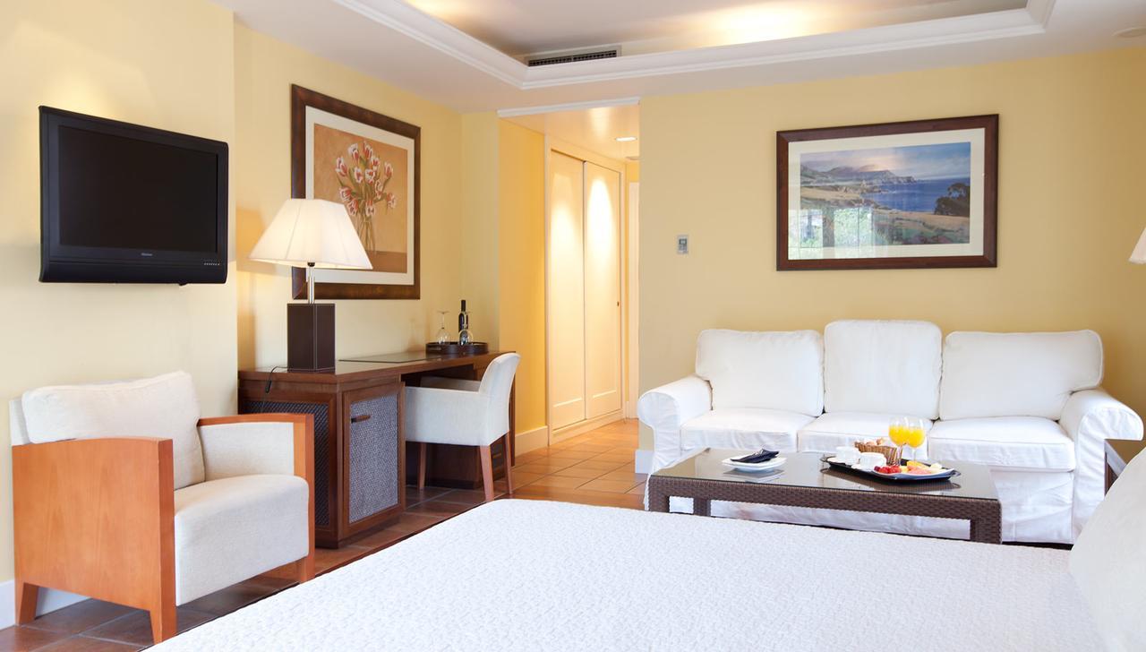 Hotel Mr Les Rotes Денія Екстер'єр фото