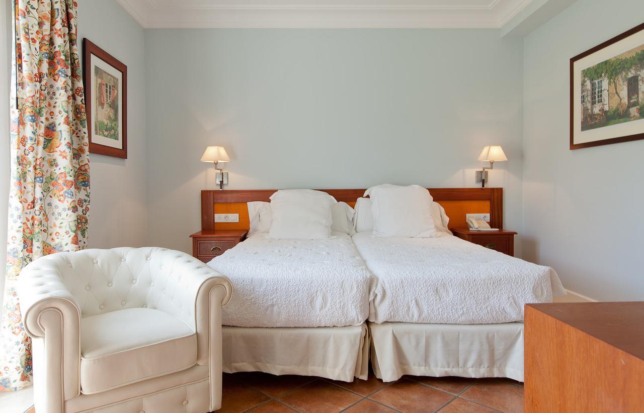 Hotel Mr Les Rotes Денія Екстер'єр фото